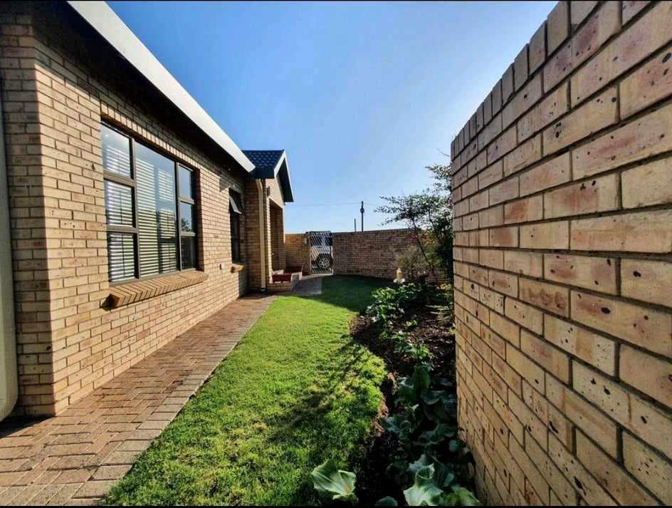 2 Bedroom Property for Sale in Bergsig Free State